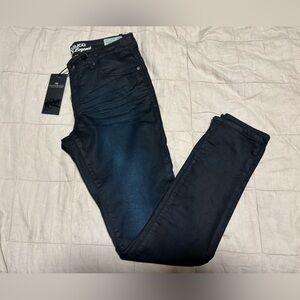 (Sold) Women’s Parasuco dark navy jeans